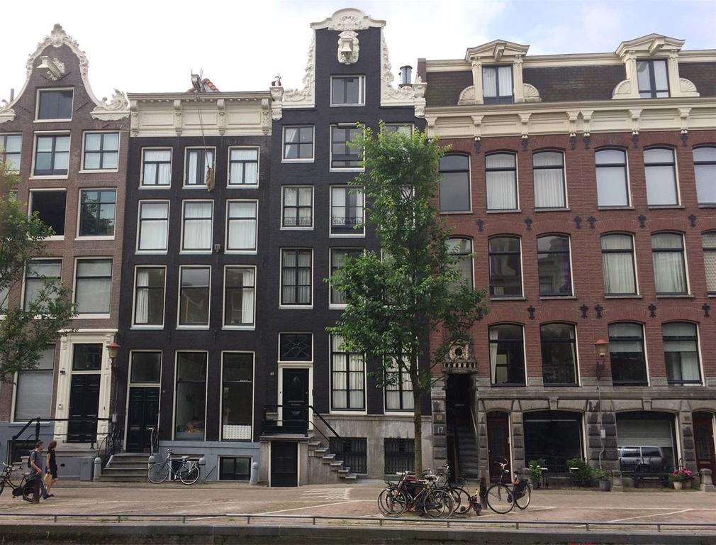 Leliegracht 15