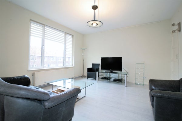 Appartement Goeverneurlaan in Den Haag