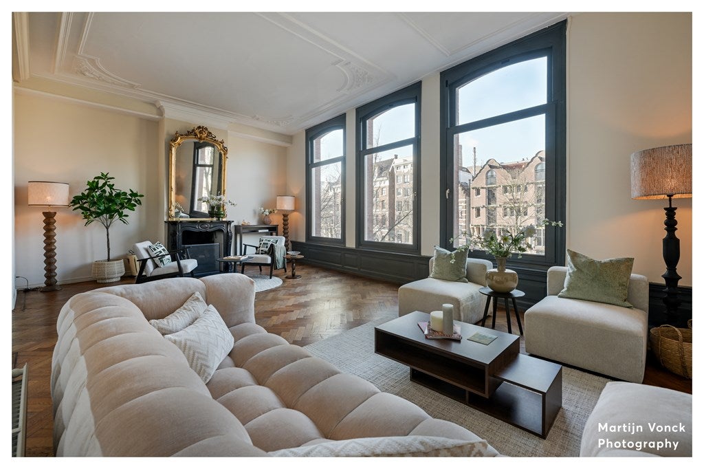 Appartement te koop: Oudezijds Voorburgwal 145A, Amsterdam
