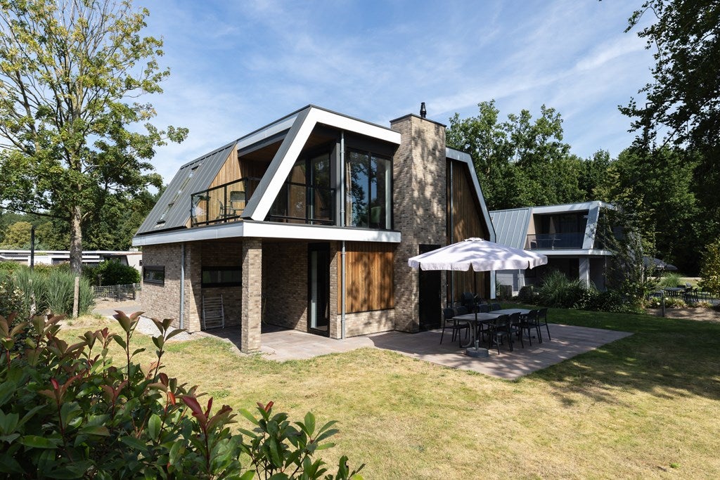 Huis Spijkweg 15 253 in Biddinghuizen