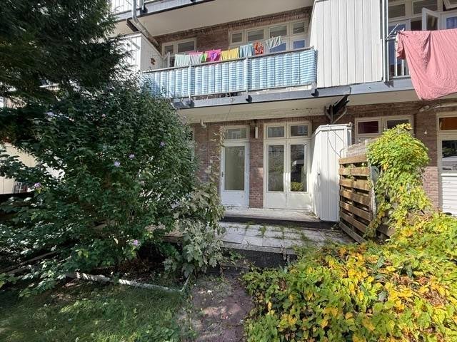 Appartement te huur: Haarlemmermeerstraat 127H, Amsterdam