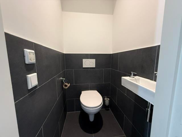 Appartement te huur: Haarlemmermeerstraat 127H, Amsterdam