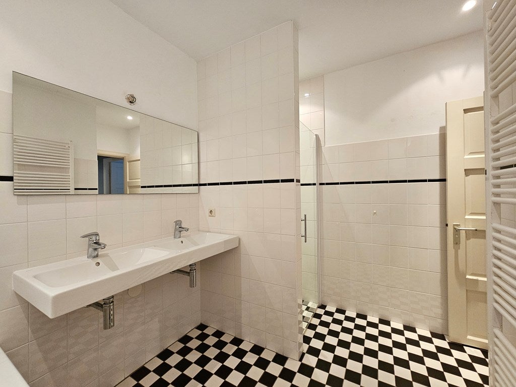 Woning te huur: Stadionkade, Amsterdam