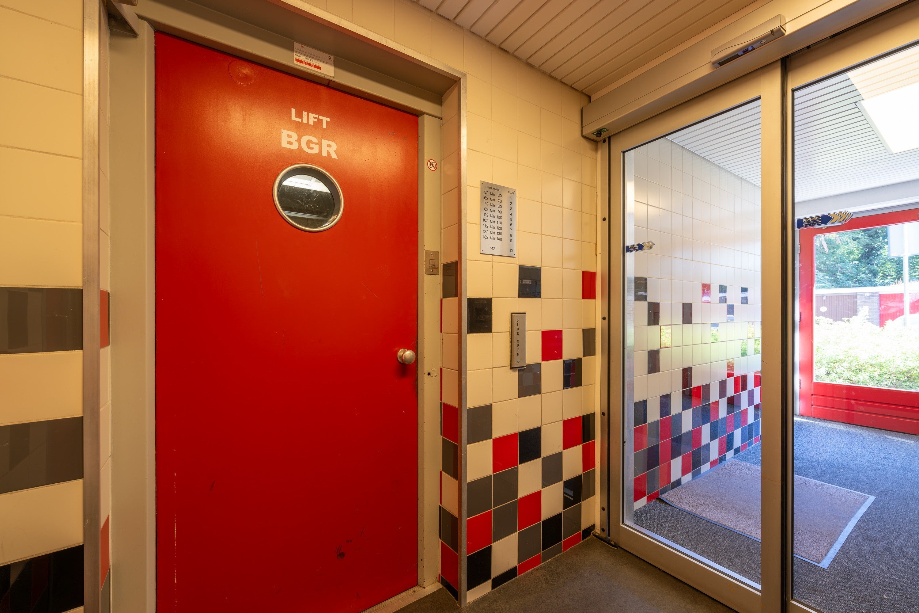 Studio te koop: Dierenriem 136, Amsterdam