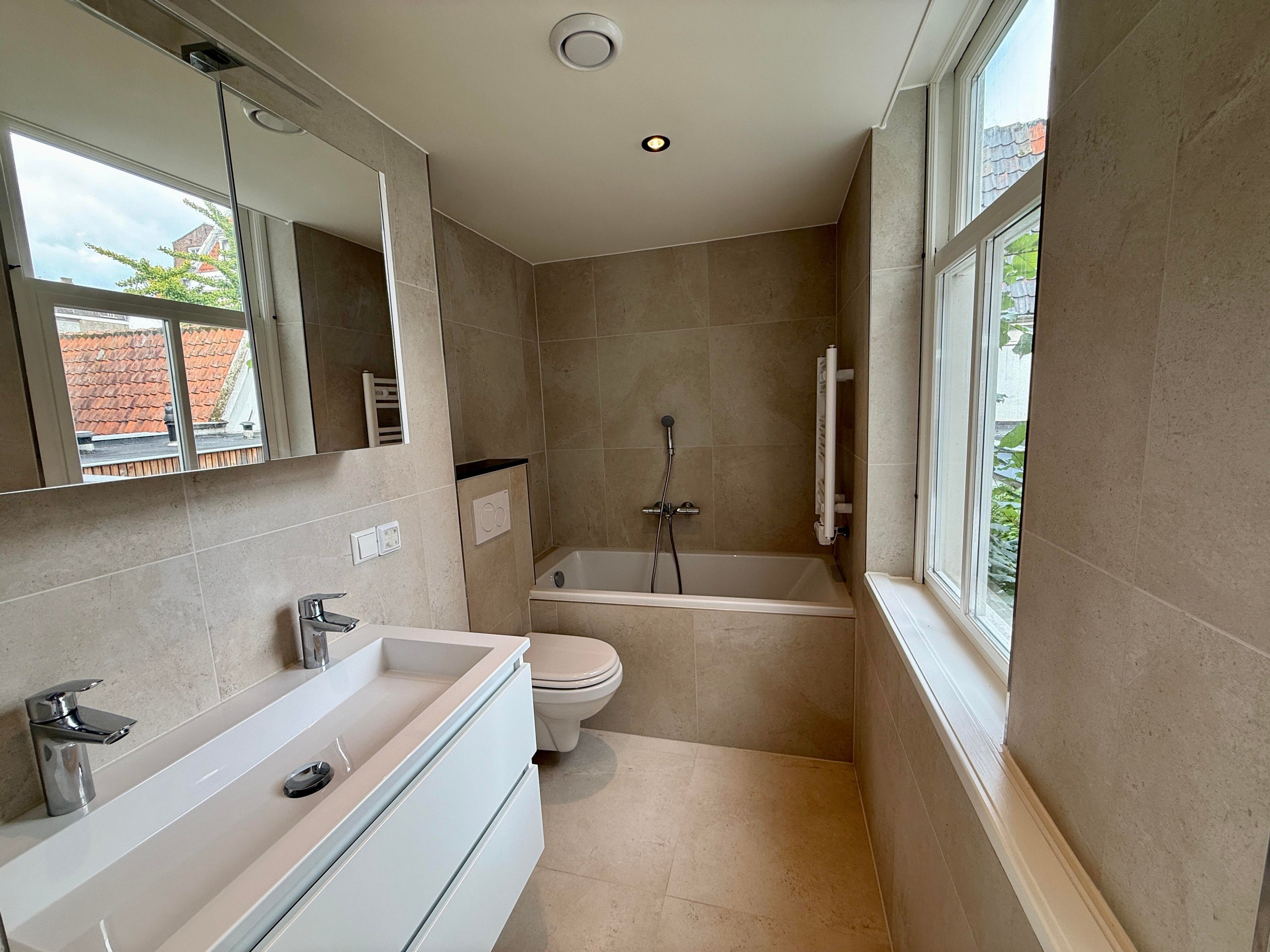 Woning te huur: Bloemstraat, Amsterdam