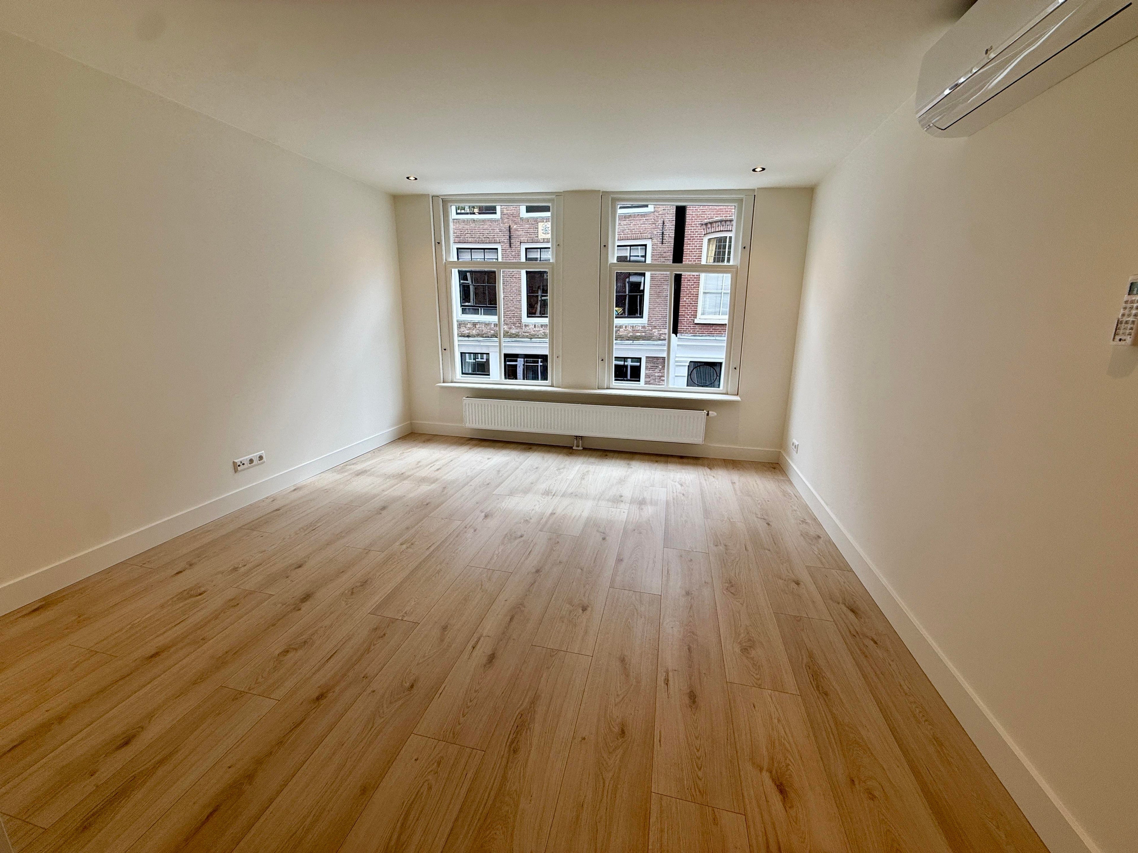 Woning te huur: Bloemstraat, Amsterdam