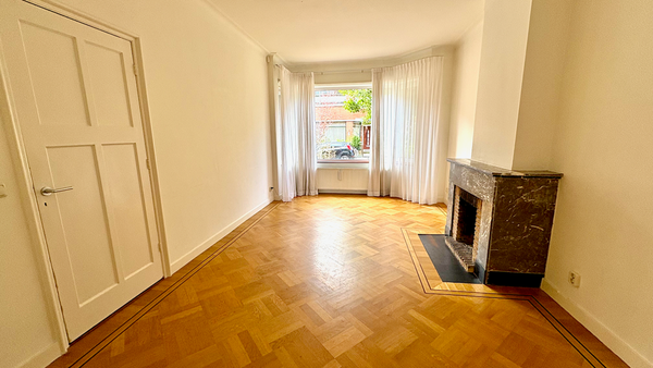 Appartement Van der Aastraat in Den Haag