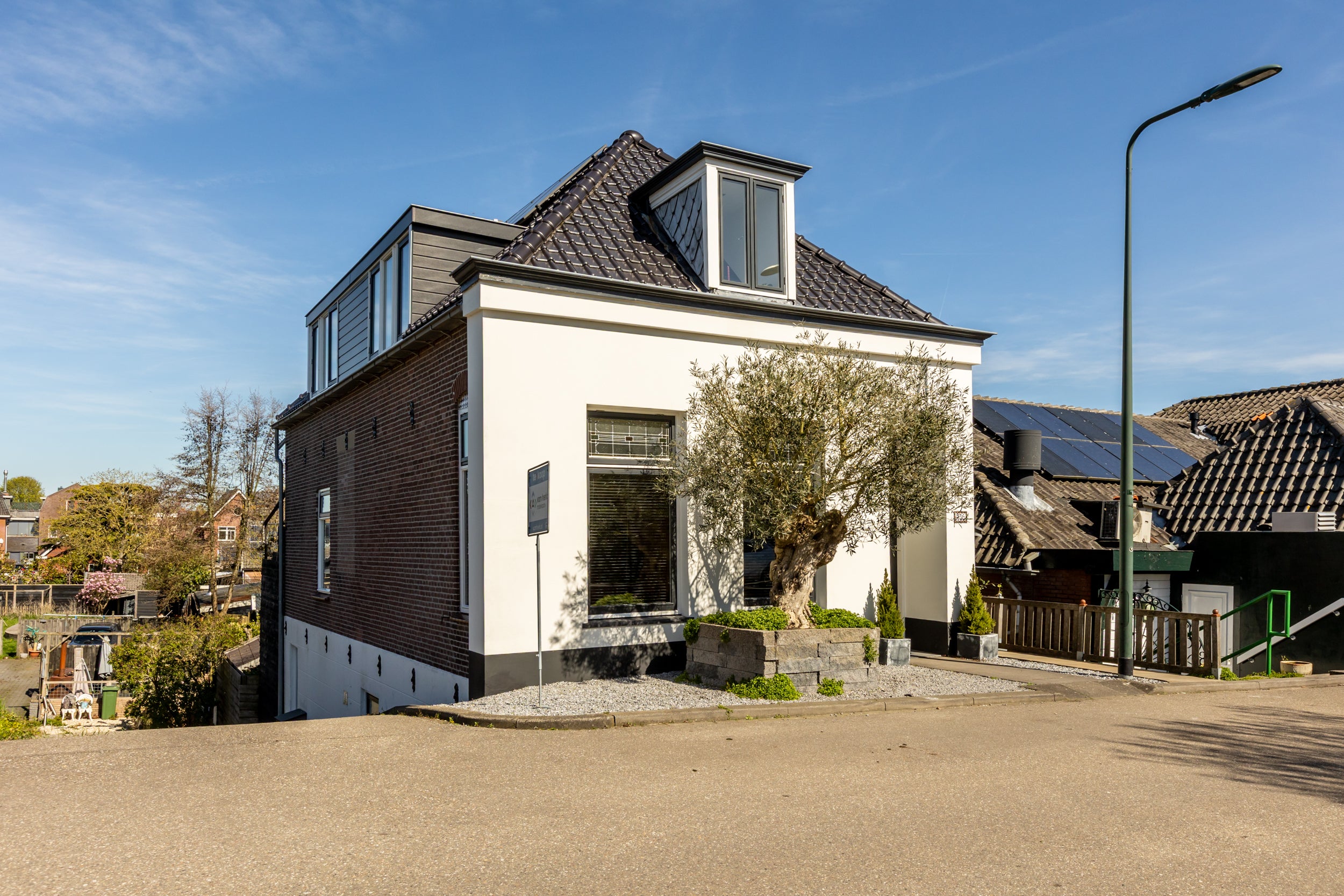 Huis Lekdijk 156 in Ammerstol