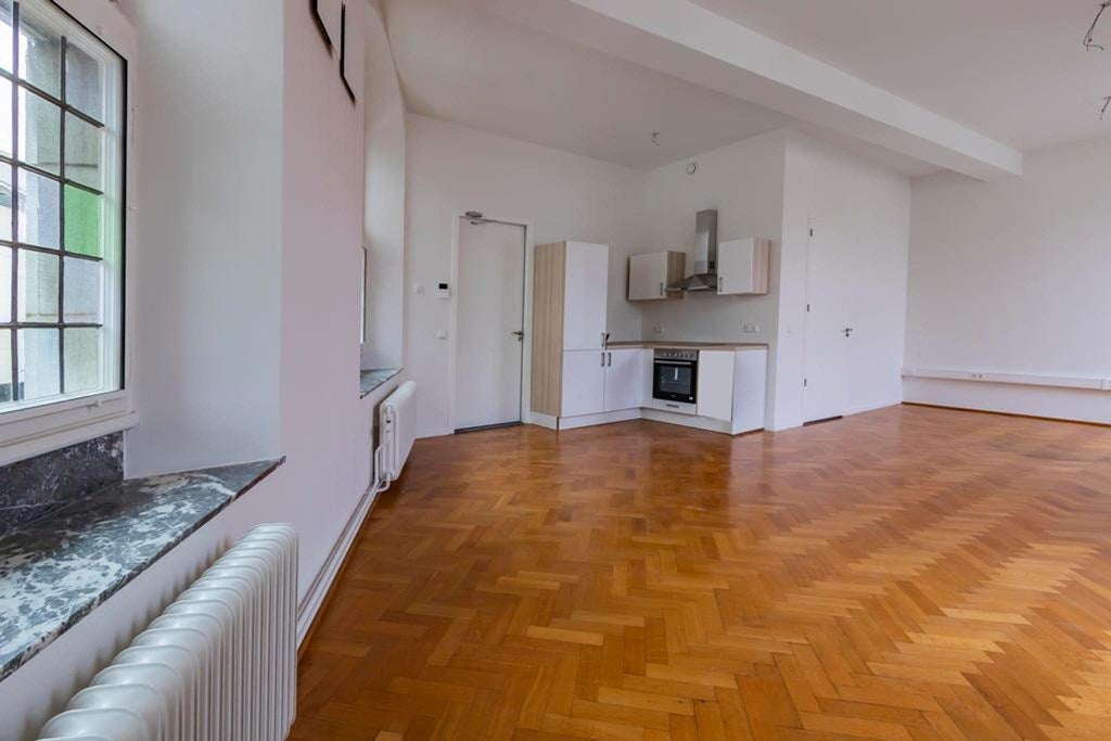 Studio te huur: Plakstraat 118, Sittard