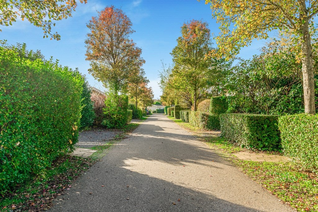 Vrijstaande woning te koop: Buitenhuizerweg 2-23, Velsen-Zuid