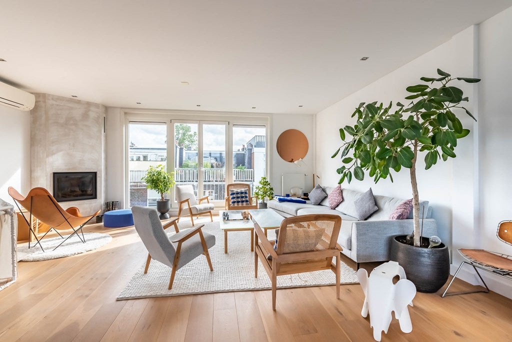 Flat Nicolaas Maesstraat 75 C