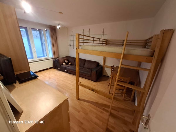 Appartement Holendrechtstraat in Amsterdam