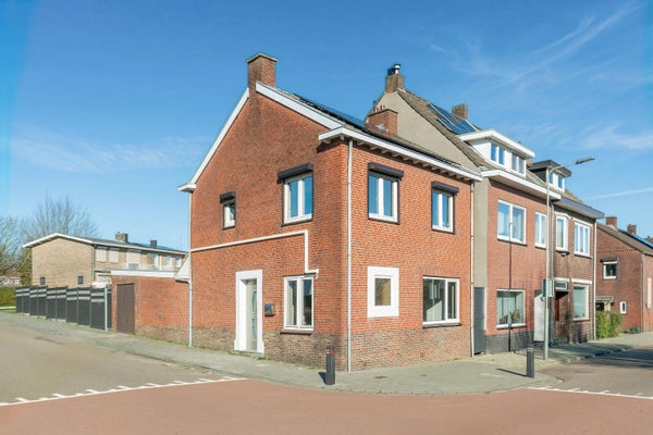 Graaf Johan Frederikstraat 2