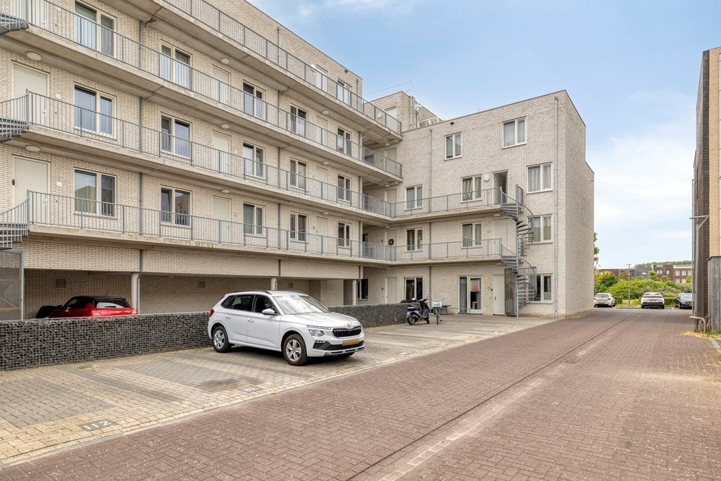 Appartement te koop: Engelandstraat 80, Almere