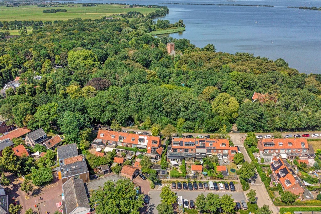 Huis Flevolaan 6 in Muiderberg