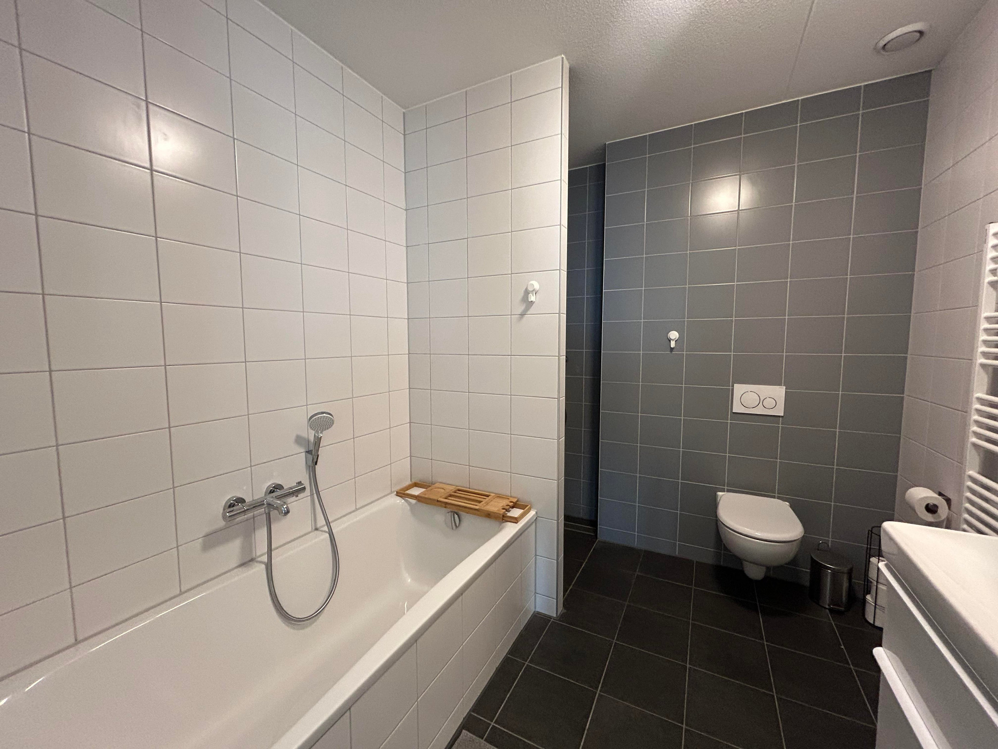 Woning te huur: Pampuskade, Rotterdam