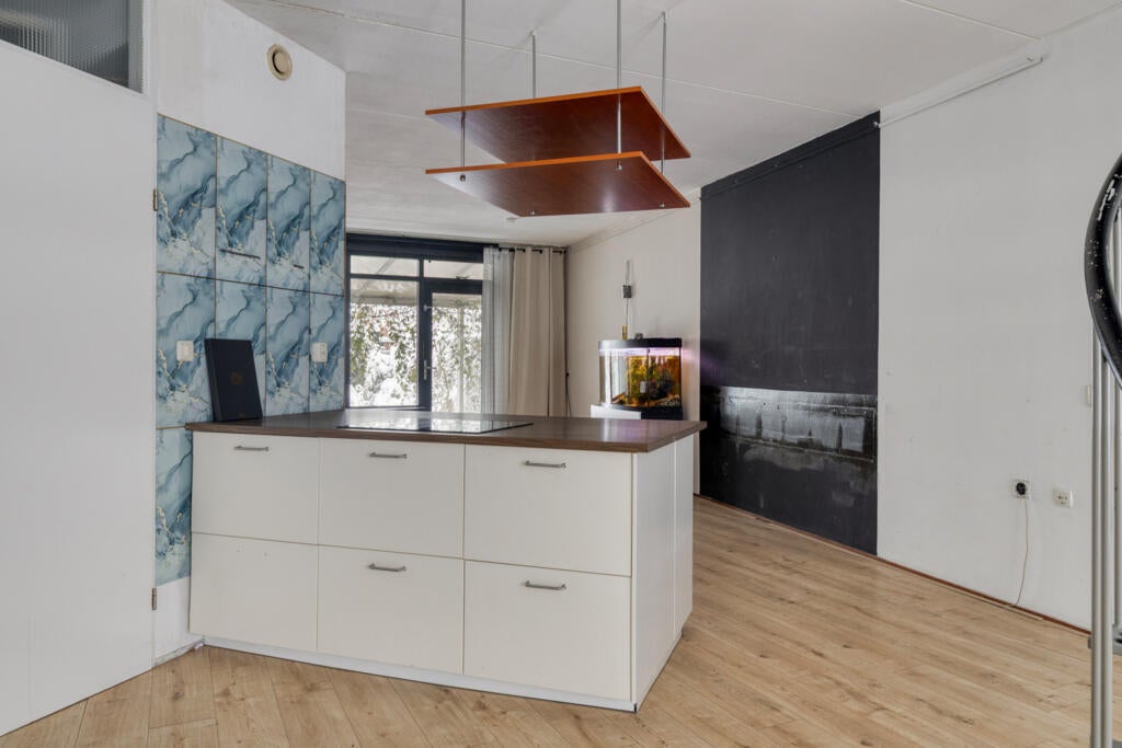 Tussenwoning te koop: Duke Ellingtonstraat 4, Almere