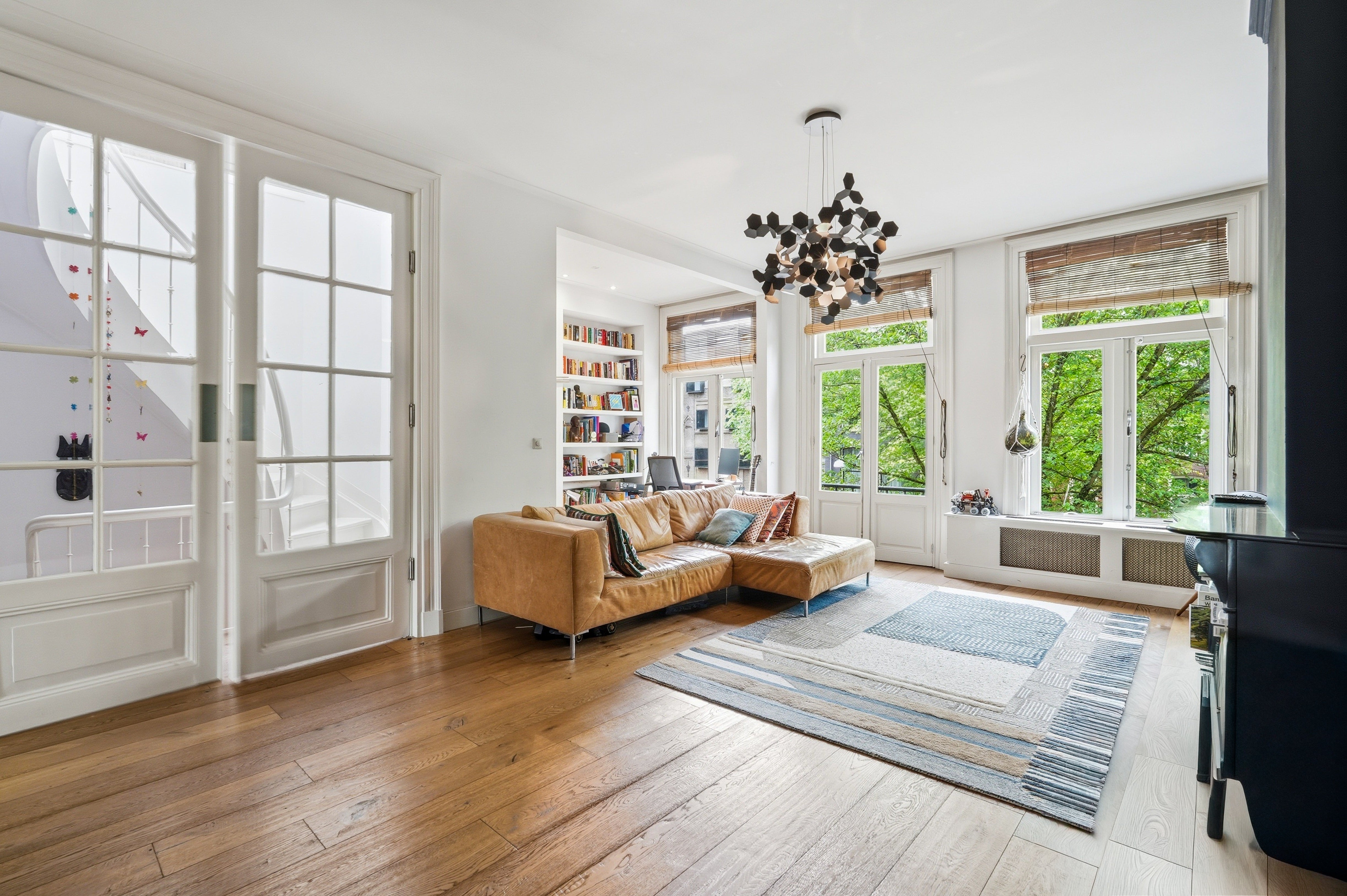 Flat Sarphatistraat 121 B-1