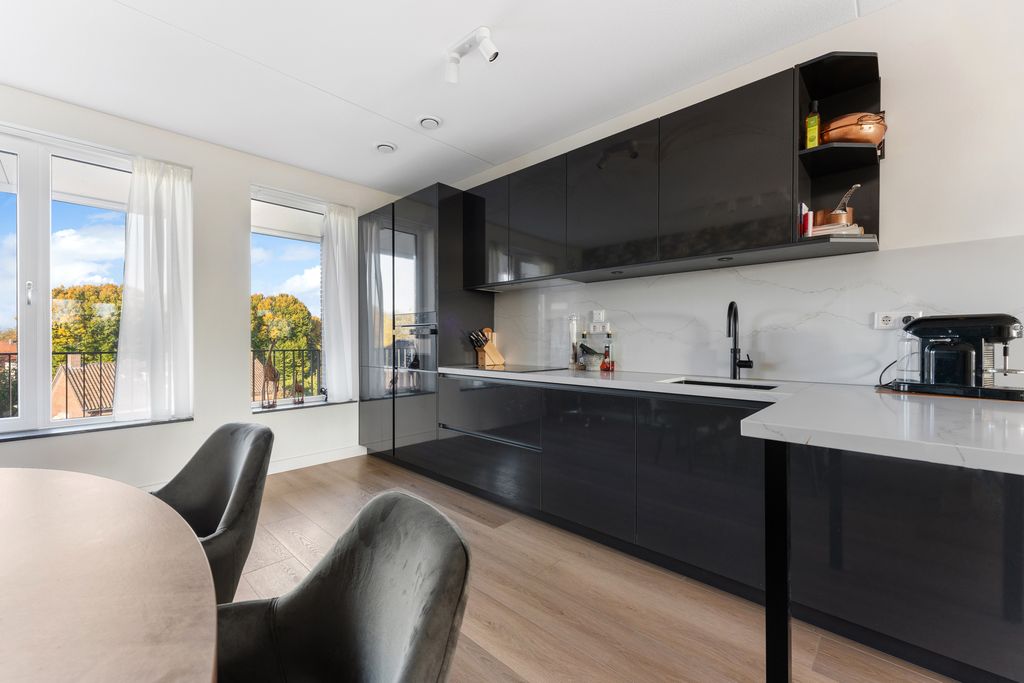 Appartement te huur: Dr Noletstraat 2D-2, Schiedam