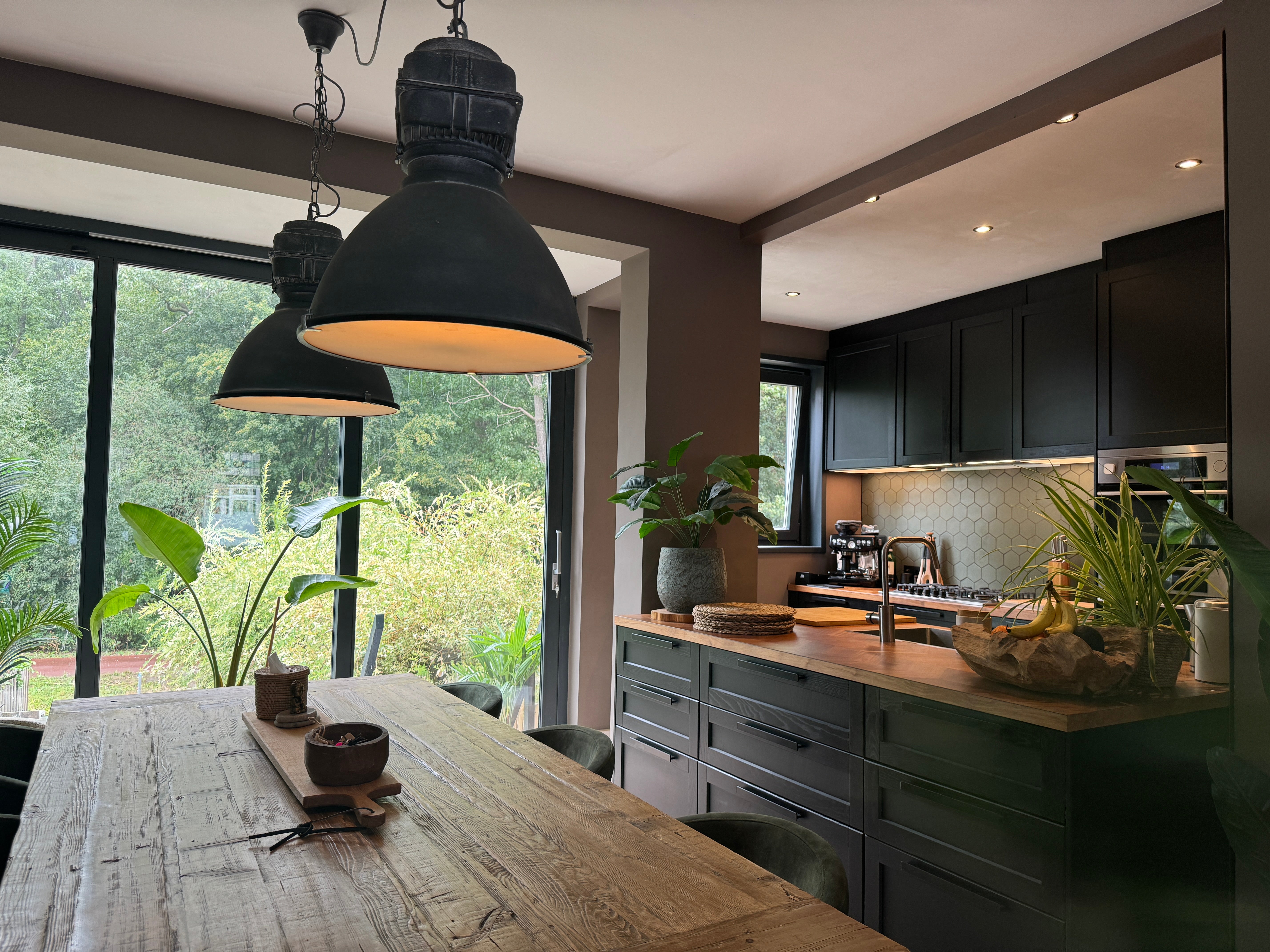 Te huur Huis Zestienhovensekade 197 in Rotterdam