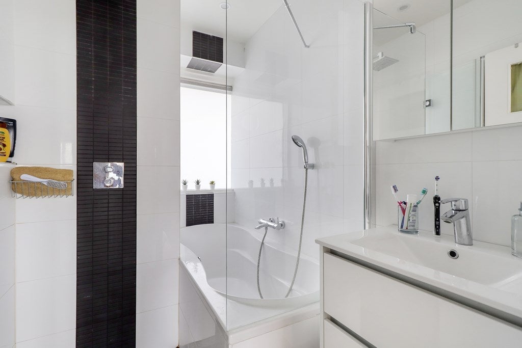 Appartement te huur: Burgemeester Hogguerstraat 737, Amsterdam