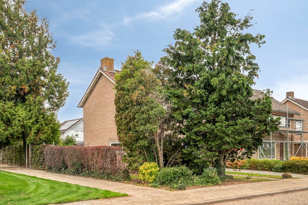 Vrijstaande woning te koop: Clausstraat 1, Hulst