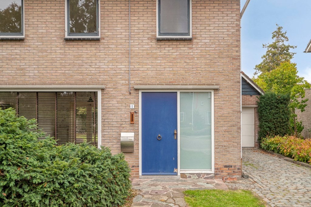 Vrijstaande woning te koop: Clausstraat 1, Hulst
