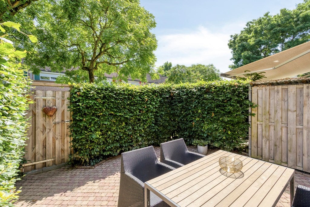 Tussenwoning te koop: Papyrussingel 48, Maastricht
