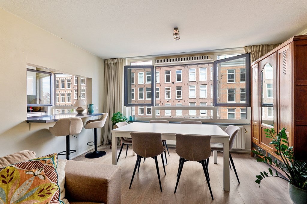 Appartement Albert Cuypstraat 10 A in Amsterdam