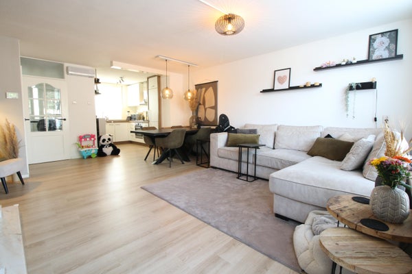 Maison de famille Ravelstraat à Spijkenisse