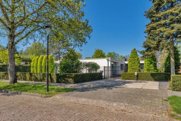 Huis Regentesselaan 2 in Vlaardingen