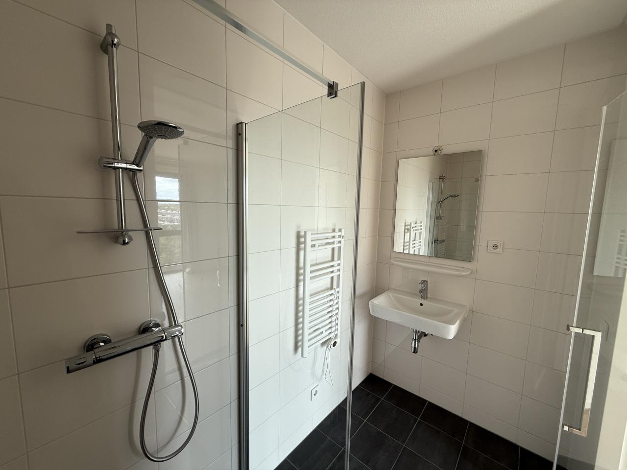 Appartement te huur: Haarlemmerweg 800, Amsterdam