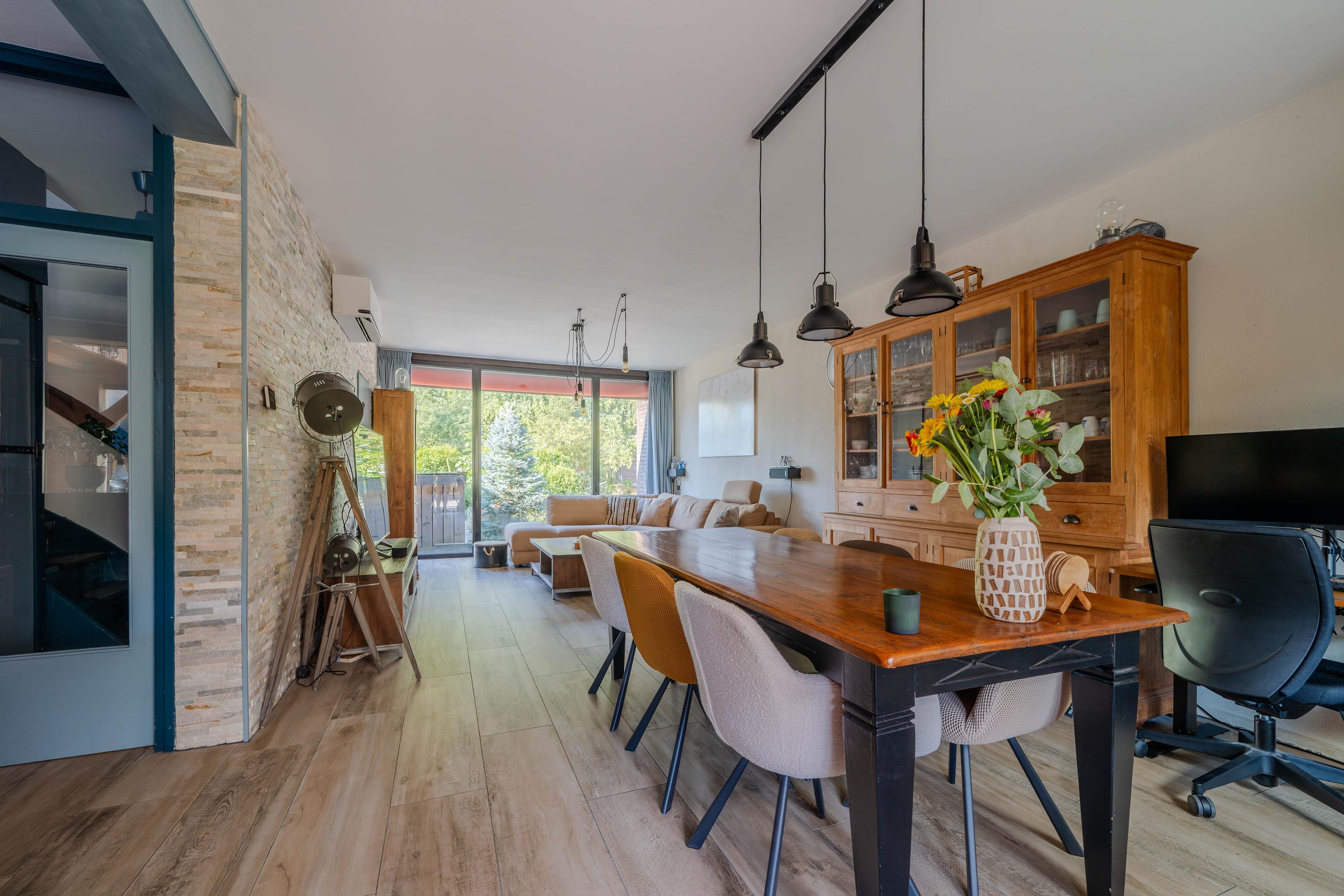 Tussenwoning te koop: Prins Bernhardlaan 25, Belfeld