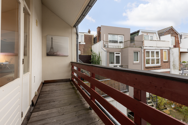 Appartement Zwart Janstraat in Rotterdam