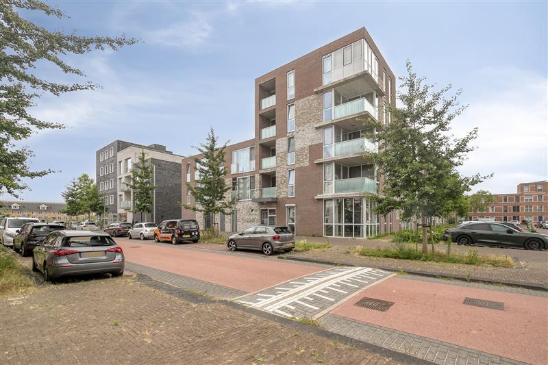 Appartement te koop: Oostenrijkstraat 14, Almere