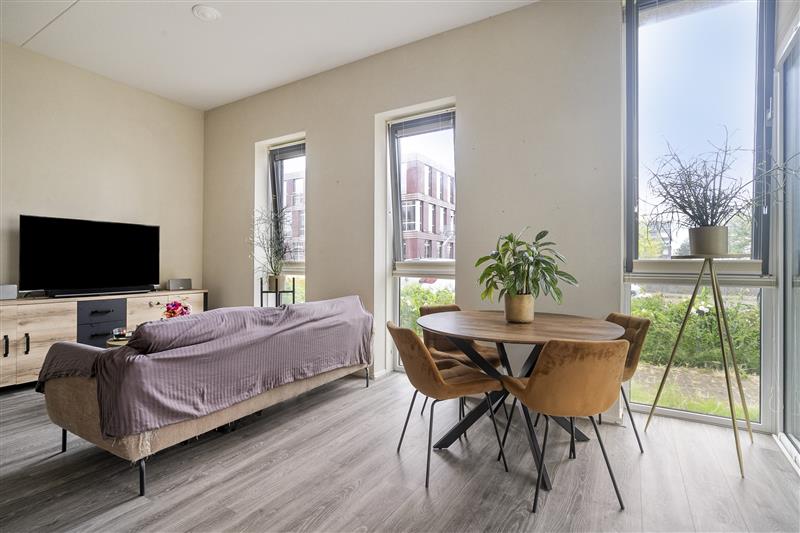 Appartement te koop: Oostenrijkstraat 14, Almere