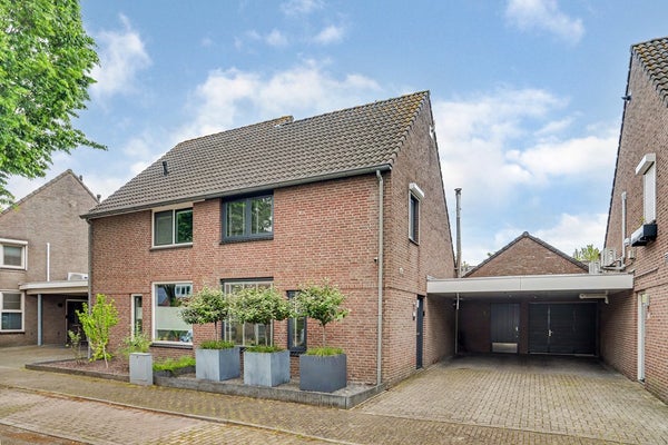 Huis Deneburg 12 in Reusel