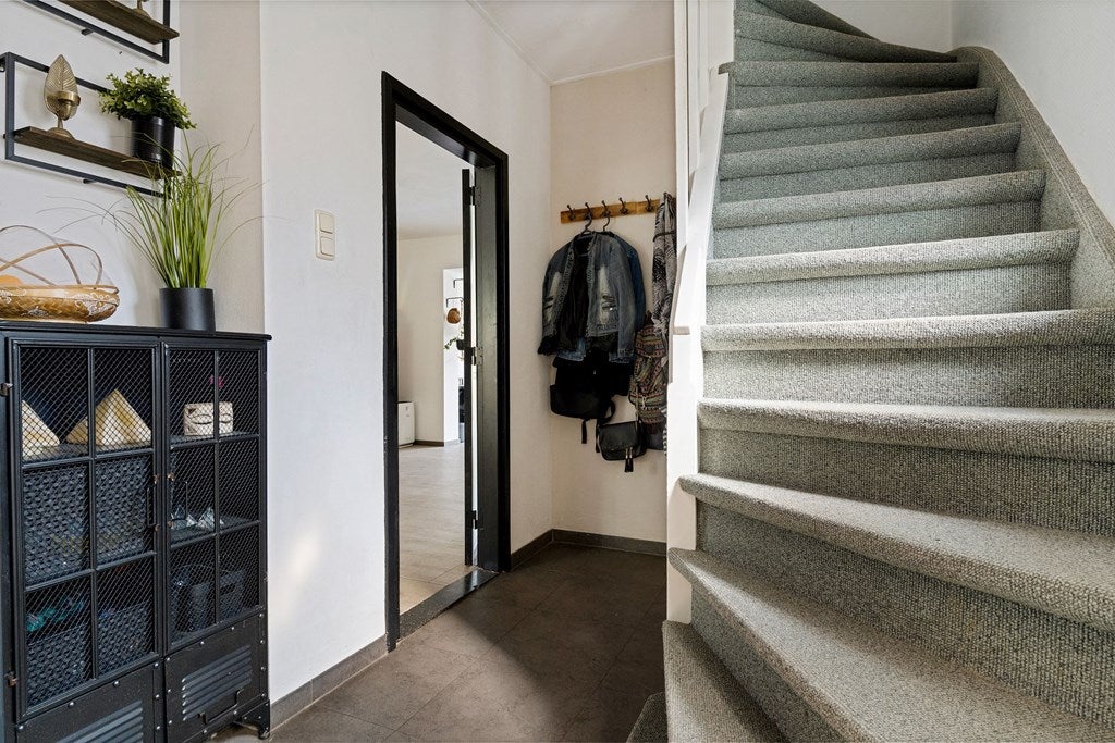 Twee-onder-één-kap te koop: Dr. Ariënsstraat 12, Sittard