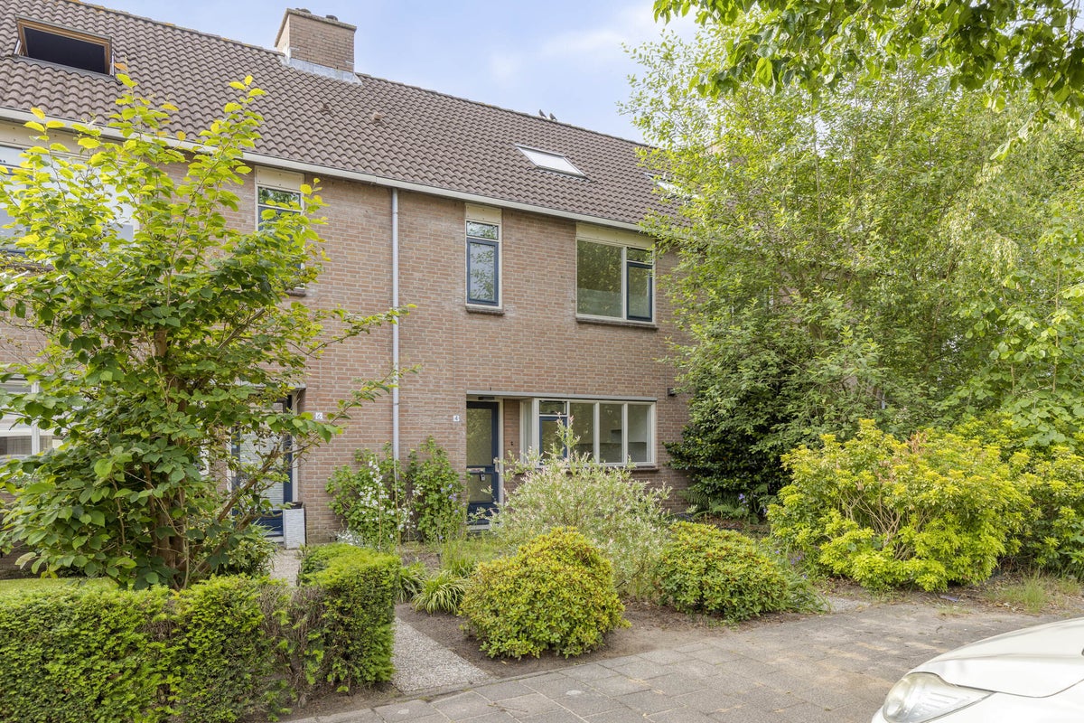 Nuenen – 5673MJ