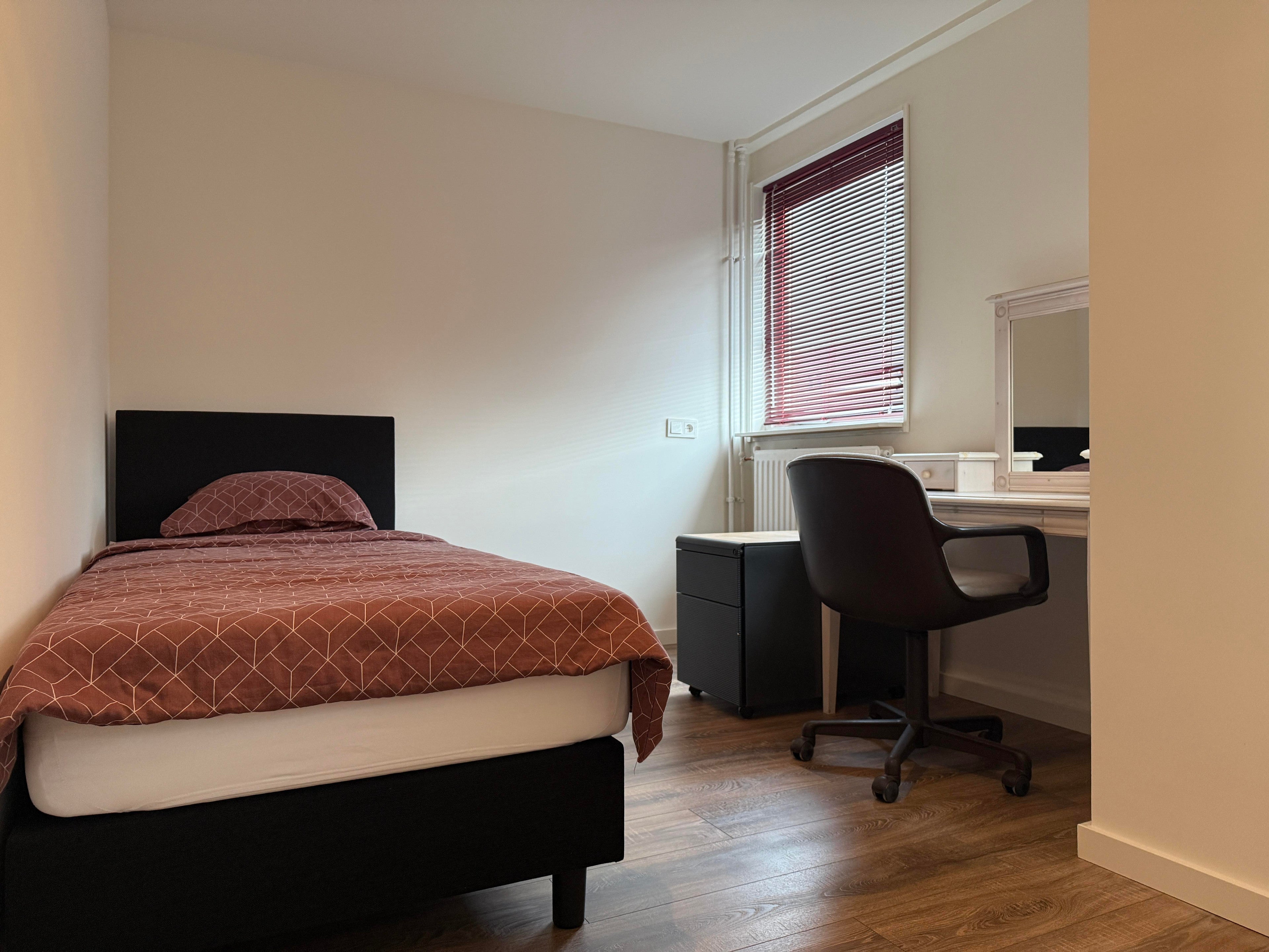 Woning te huur: Nijmegenweg, Almere
