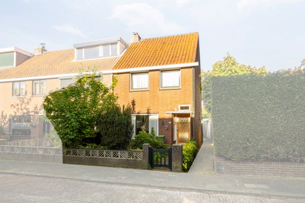 Huis Oranjelaan 38 in Vlaardingen