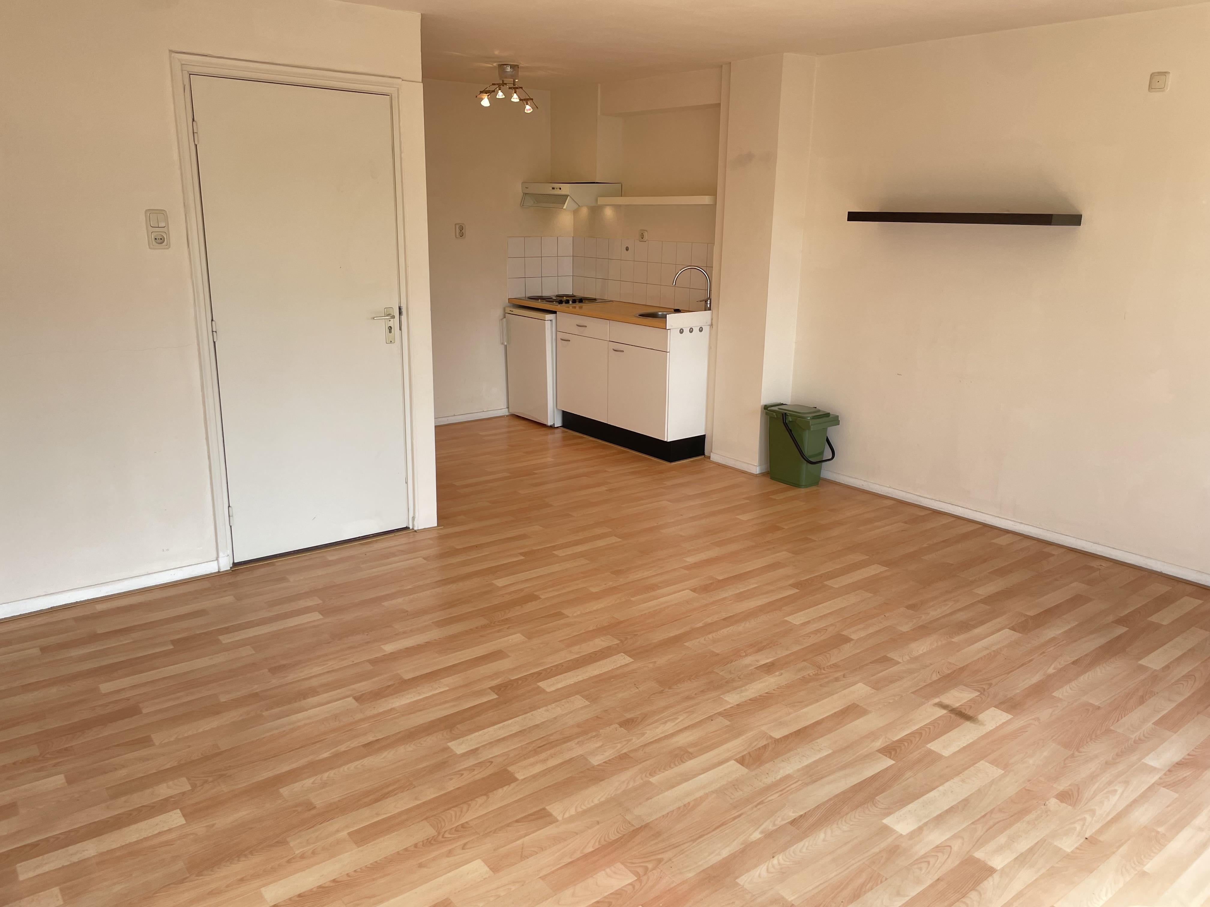 Studio te huur: Baron van Hövellstraat 75C-02, Maastricht