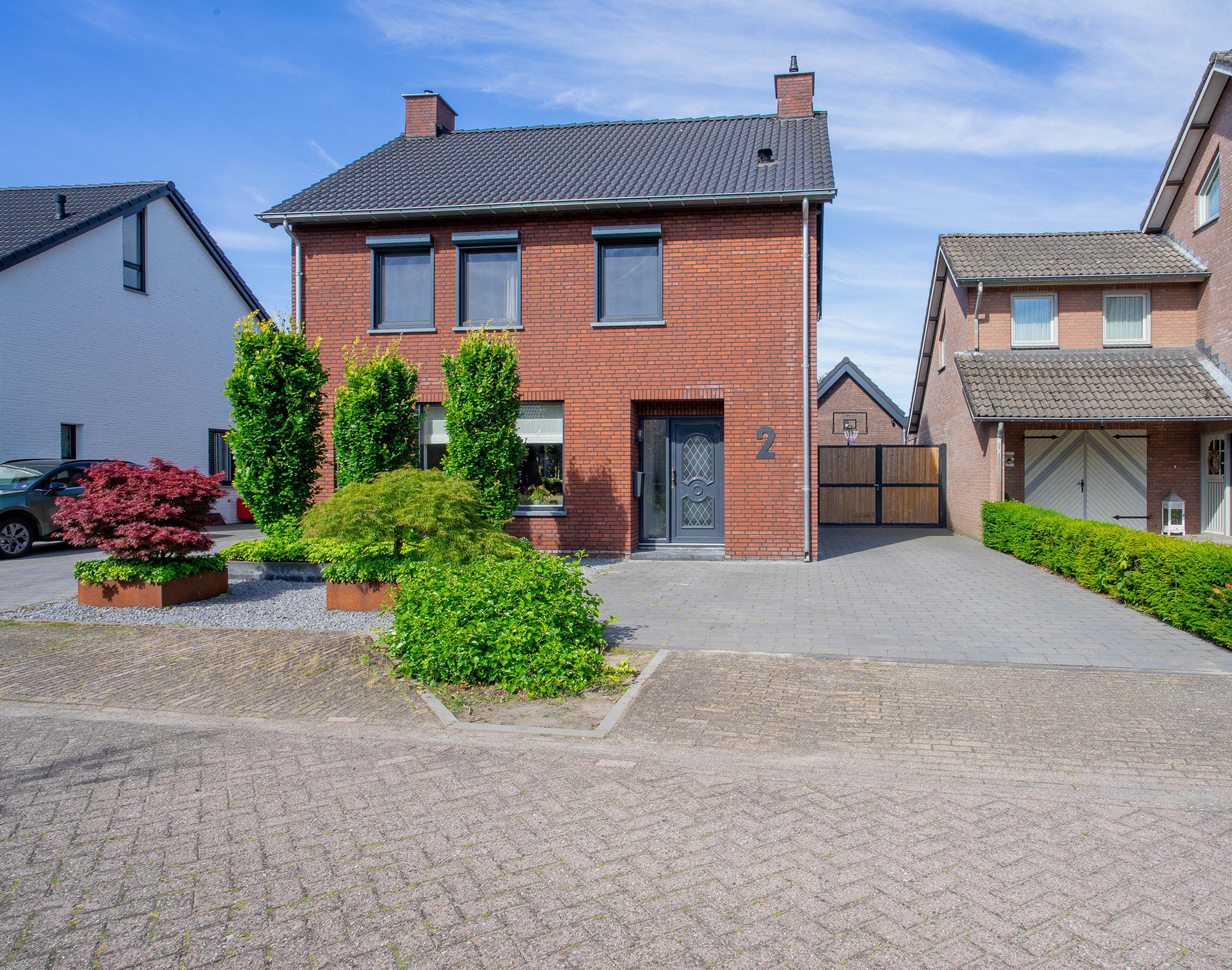 Huis Duinroosstraat 2 in Bakel