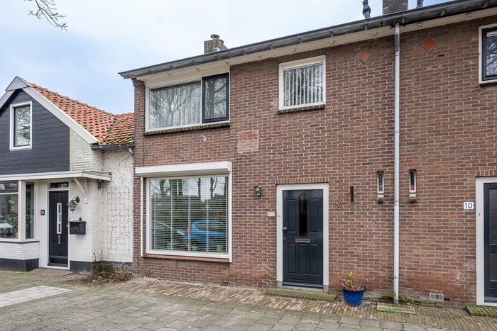 Emmastraat 12