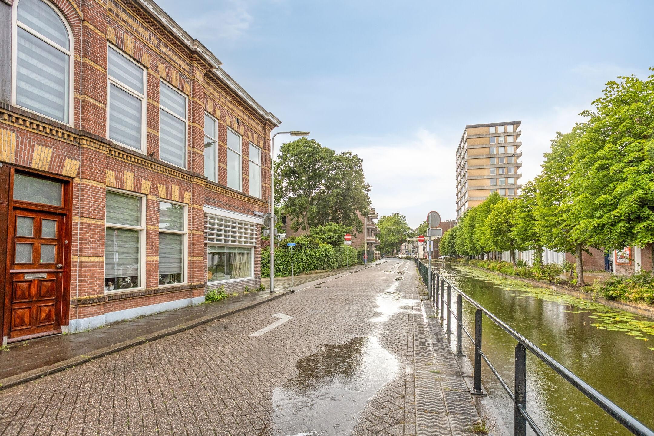 Huis Karnemelksloot in Gouda