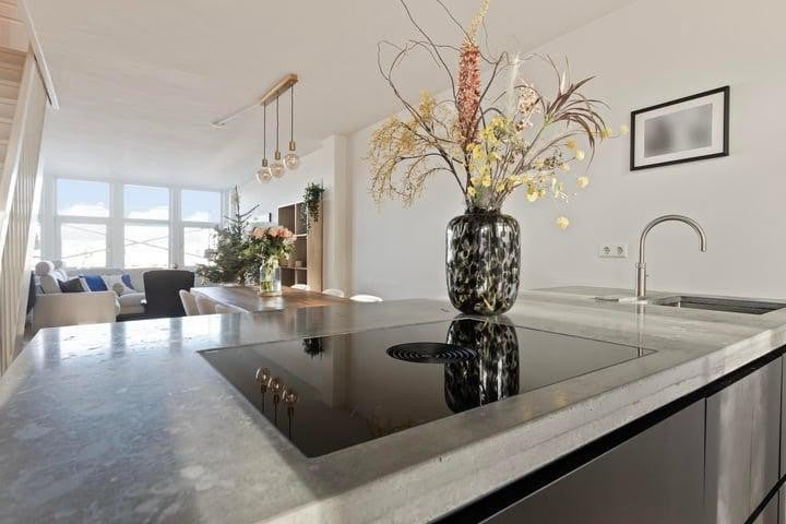 Appartement Postjeskade in Amsterdam