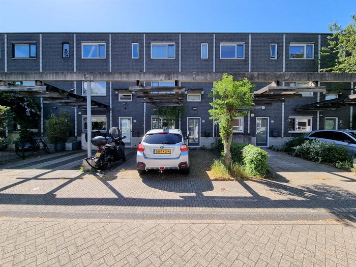 Te huur: Huis Knokkestraat 56 in Amsterdam