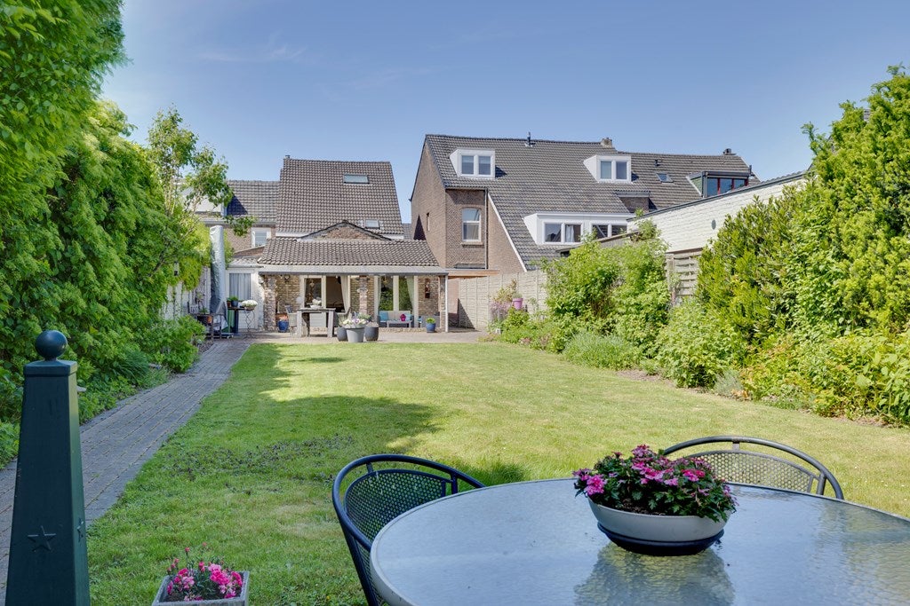 Huis Ambyerstraat Noord 94 A in Maastricht