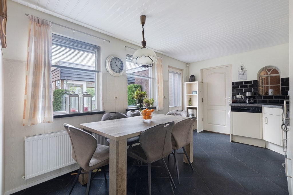 Vrijstaande woning te koop: Schras 26, Ederveen