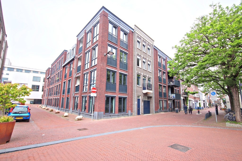 Beekstraat 77 12